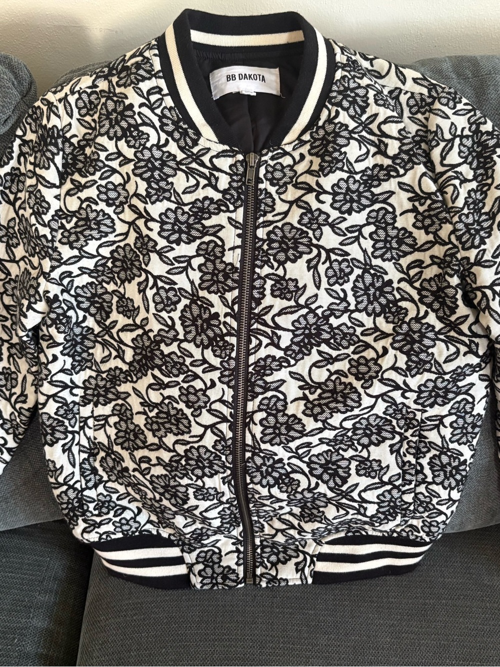 BB Dakota Black and White Floral Lace-Effect Bomber Jacket size S